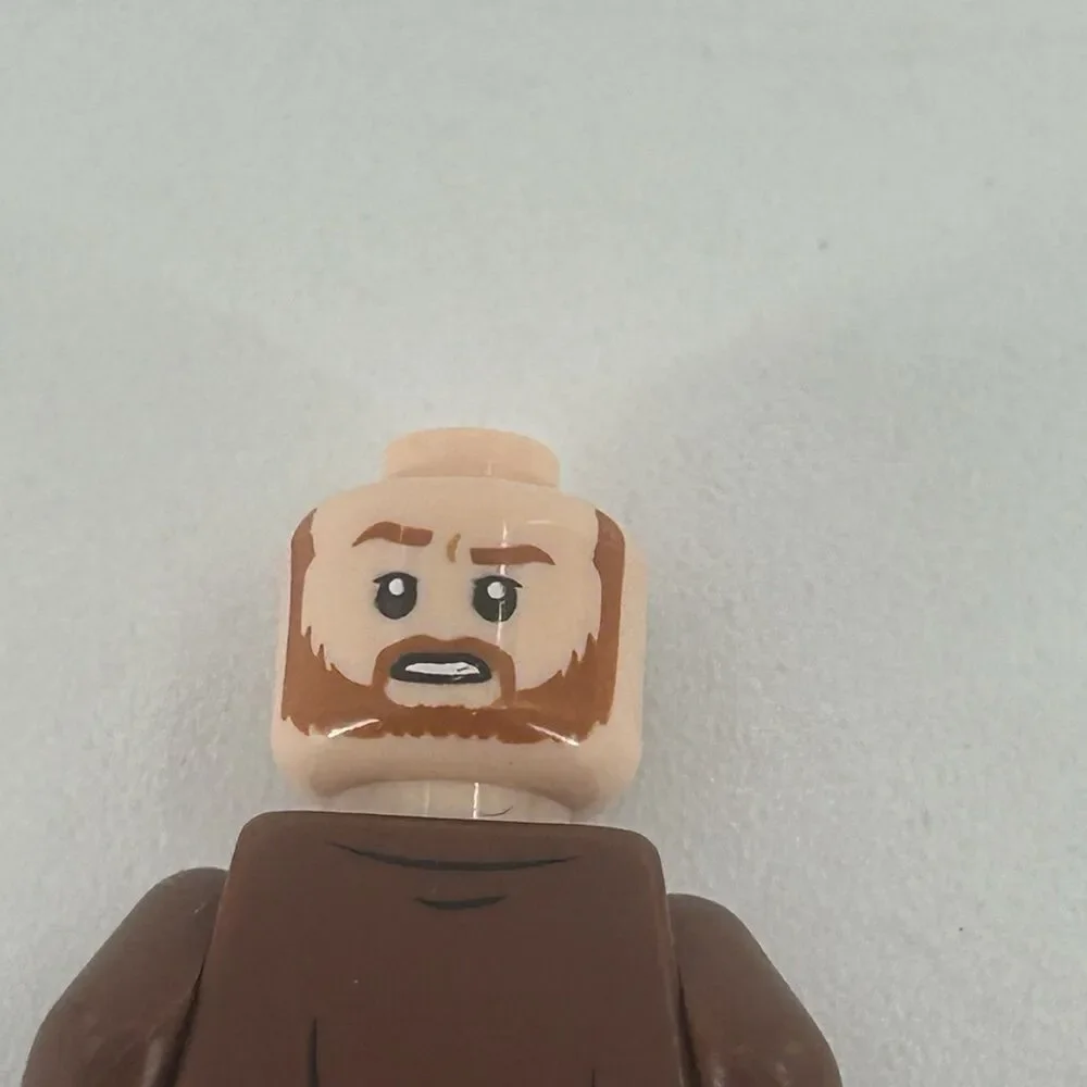 LEGO Star Wars Minifigure Obi-Wan Kenobi - Reddish Brown Robe Fast Shipping